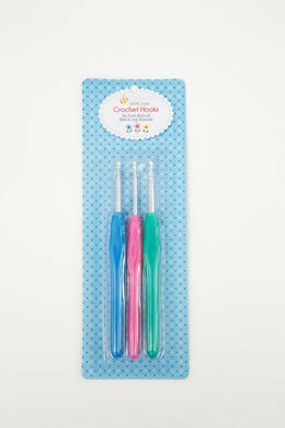 Crochet Hook Set by Lori Holt has 3 different sizes Riley Blake